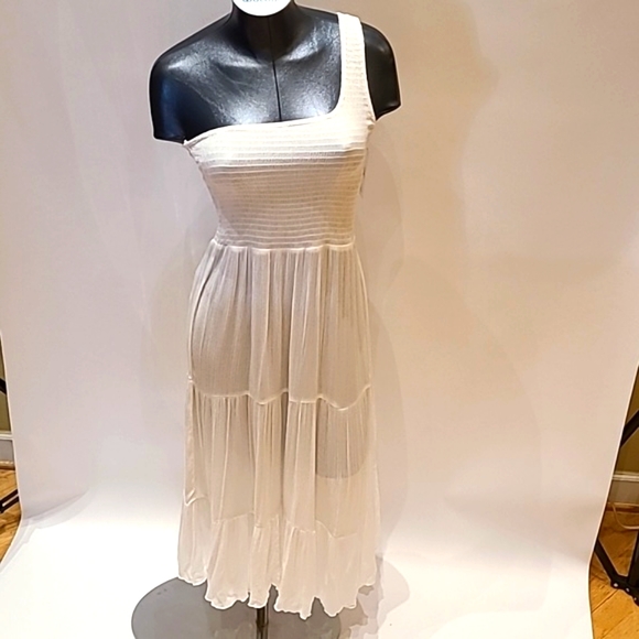 Becca 2022 by Rebecca Virtue Ponza smocked dress size Medium NWT - Picture 4 of 12